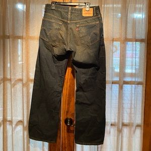 Mens Levi 559